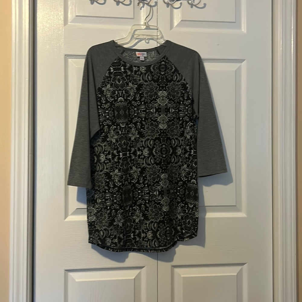 Black and grey Lularoe tunic floral pattern